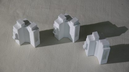 Pienoismalli 2., väri: valkoinen, leveys: n.37mm, korkeus: 50mm, syvyys: n. 35mm - Image 4